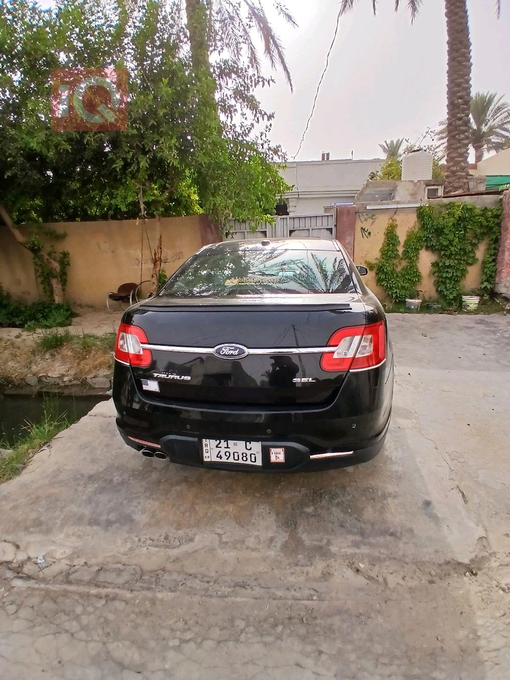 فۆرد تۆرەس